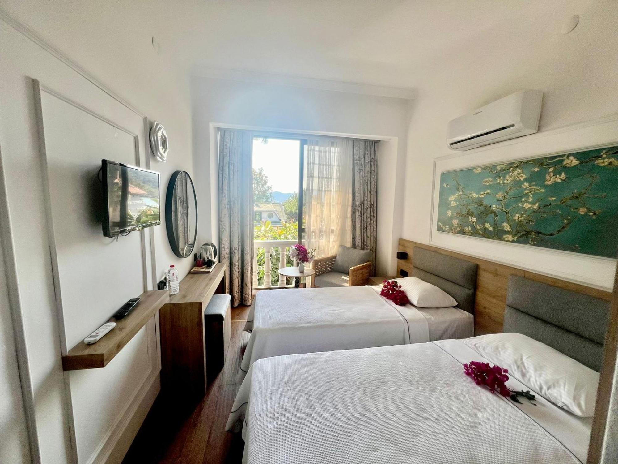 Carikci Hotel Marmaris Esterno foto